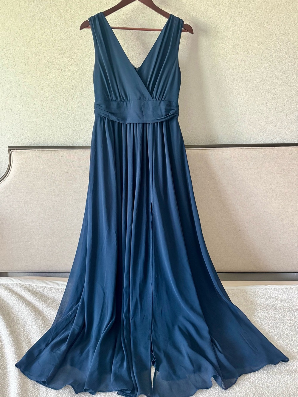 LULUS | Thoughts of Hue Navy Blue Surplice Maxi Dress